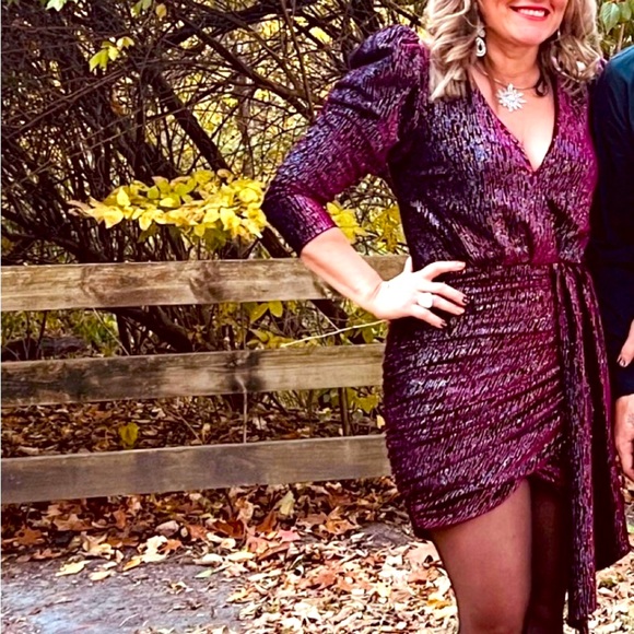 Lavish Alice cocktail dress - Picture 2 of 5